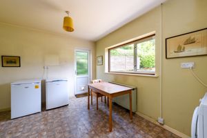 Utility Room- click for photo gallery